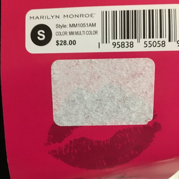 Marilyn Monroe Night Shirt or T Shirt 31 inches long New  Size Medium  Har2 - Picture 7 of 9